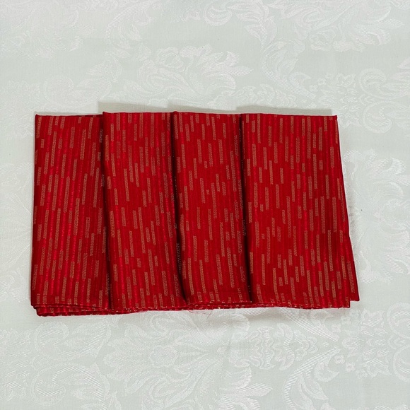 Red and Gold Napkins. Lot of 4. Like New. These are so festive. - Picture 3 of 6
